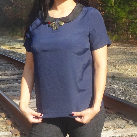 ❌🛑SOLD🛑❌BLOUSE SHIRT BLACK/NAVY PETER PAN COLLAR - Picture 2 of 7